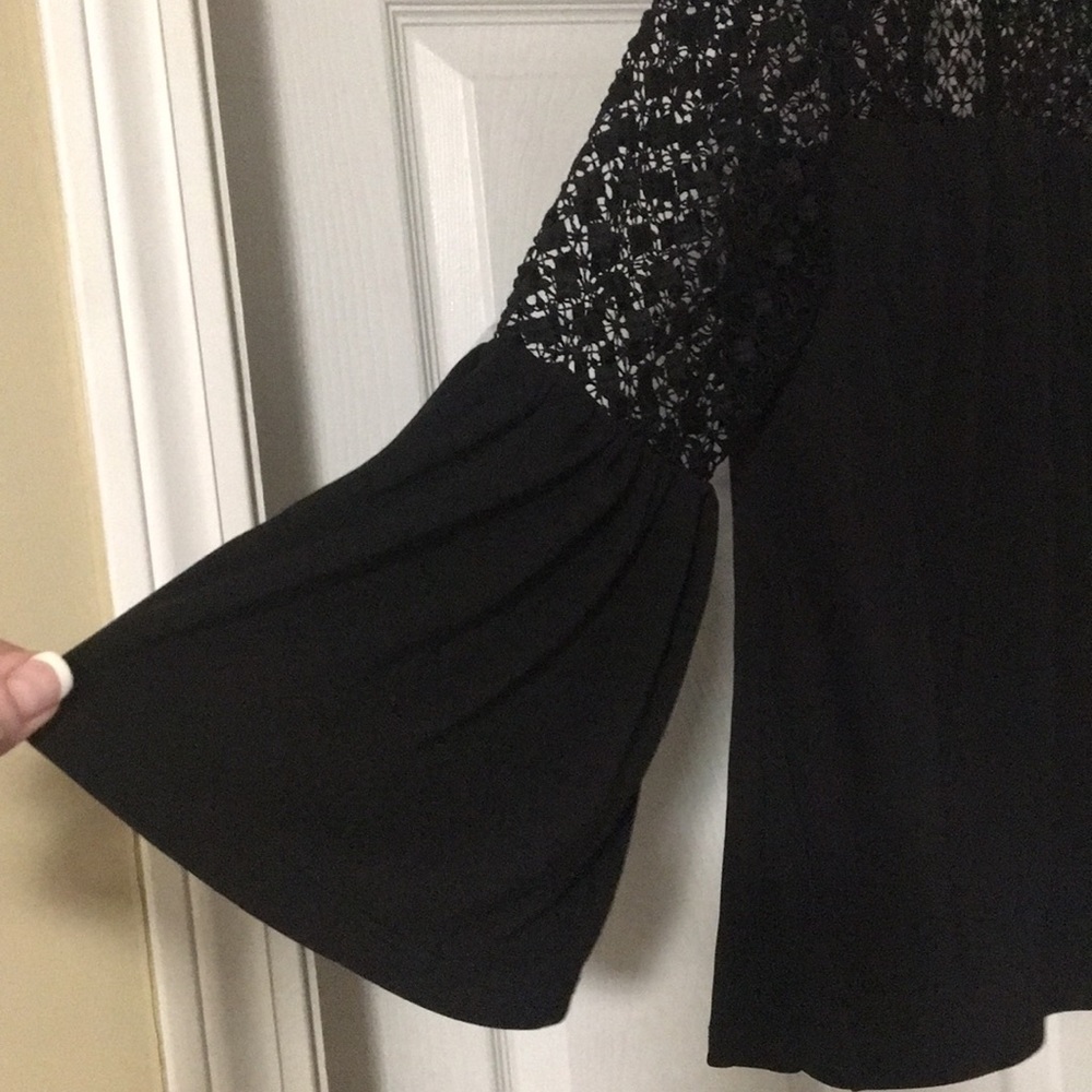 WHBM New top Black Small